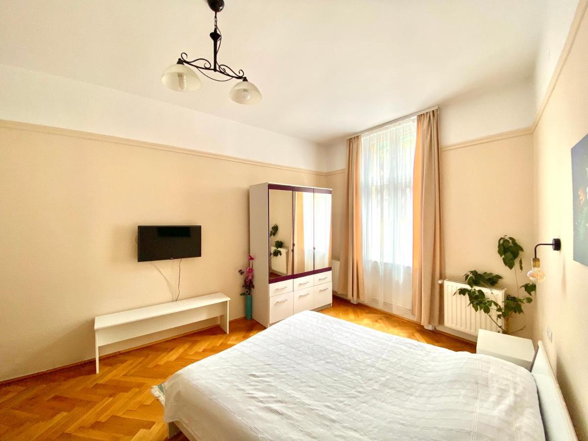 Casa Balcescu Hotel Brasov Ngoại thất bức ảnh
