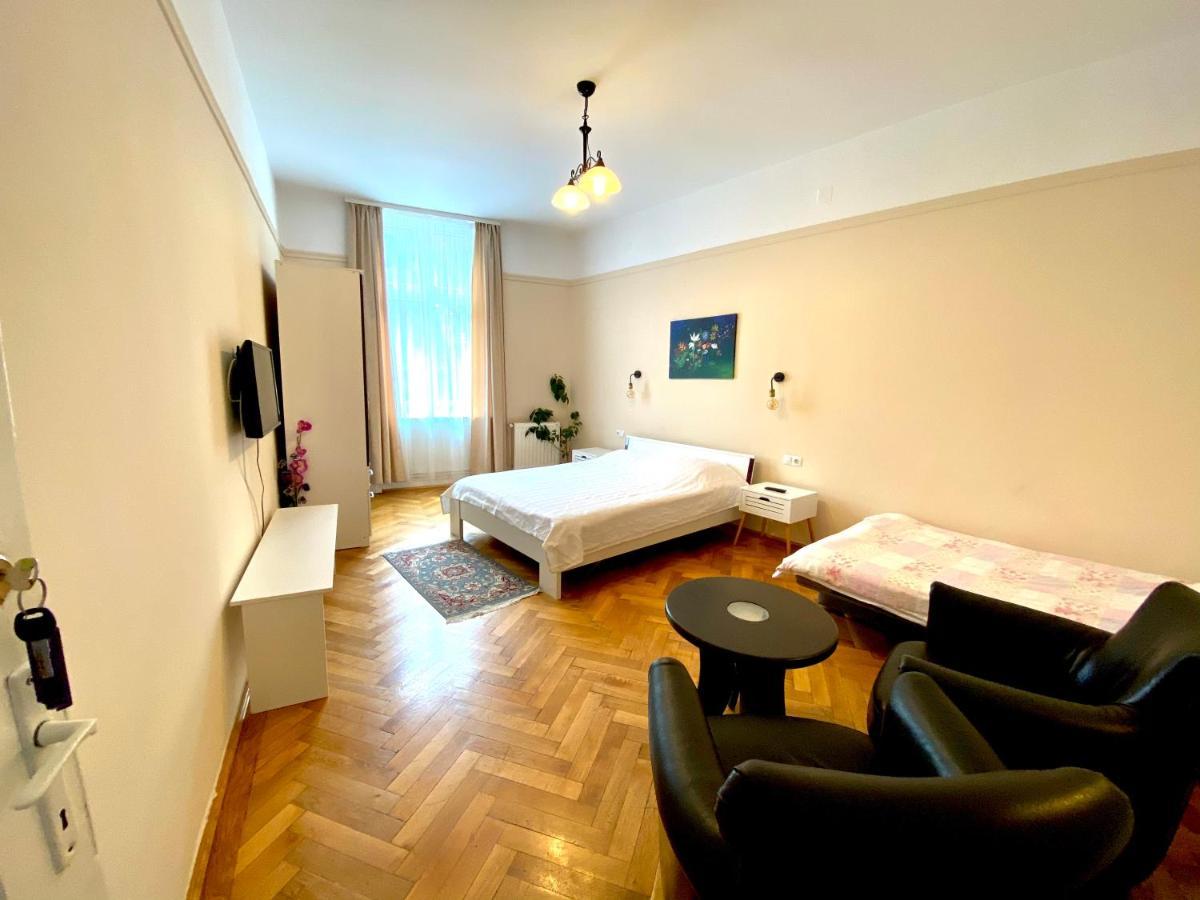Casa Balcescu Hotel Brasov Ngoại thất bức ảnh