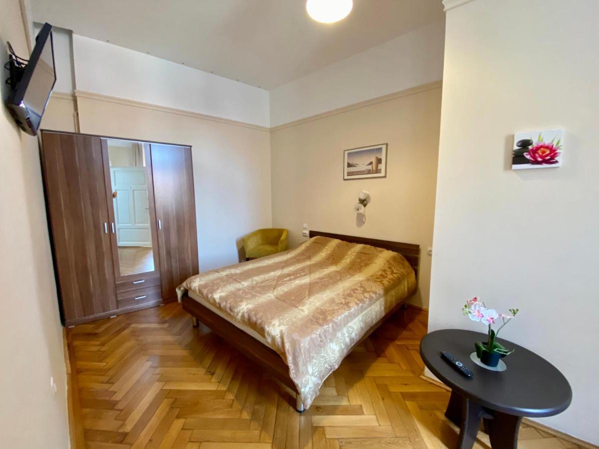 Casa Balcescu Hotel Brasov Ngoại thất bức ảnh