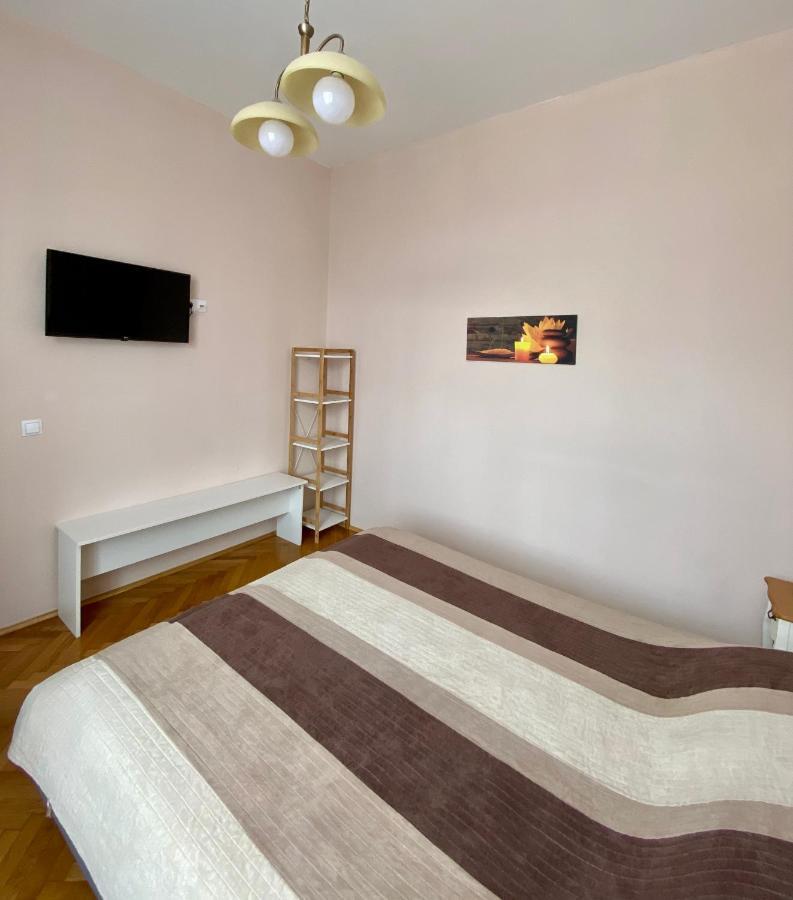 Casa Balcescu Hotel Brasov Ngoại thất bức ảnh