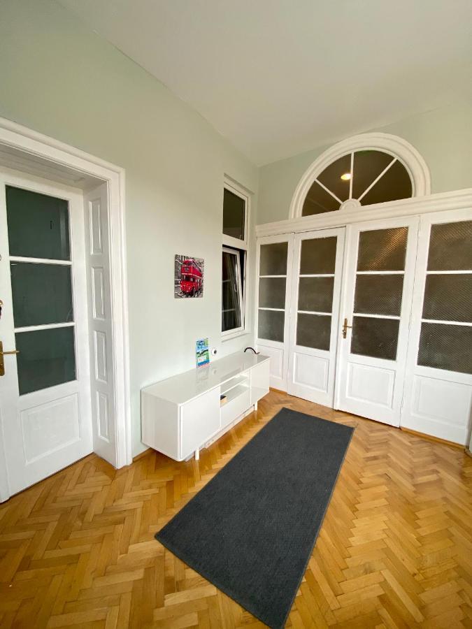Casa Balcescu Hotel Brasov Ngoại thất bức ảnh